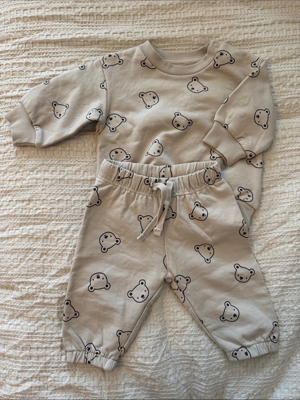 Newborn Neutral Bear Print Baby Sweatshirt/pant Set - H&M